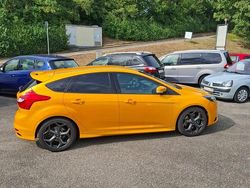 Orange Gebraucht 2013 Ford Focus ST Limousine | 9.000 € (Fairer Preis)