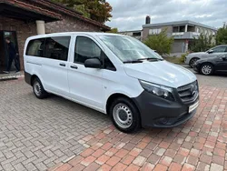 Weiß Gebraucht 2018 Mercedes Vito Van / Kleinbus | 23.950 €
