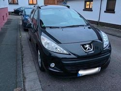 Schwarz Gebraucht 2010 Peugeot 207 Kombi | 4.100 €