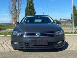 Grau Gebraucht 2019 VW Passat Trendline Kombi | 16.500 € (Guter Preis)
