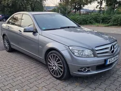 Grau Gebraucht 2009 Mercedes C200 Avantgarde Limousine | 7.500 € (Fairer Preis)