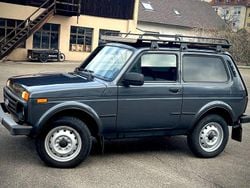 Grau Gebraucht 2021 Lada niva SUV | 12.900 € (Superpreis)