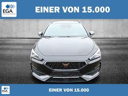 Schwarz metallic Gebraucht 2023 Cupra Leon | 30.960 € (Etwas zu teuer)