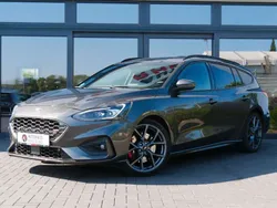 Magneticgrau (metallic) Gebraucht 2020 Ford Focus Performance Edition Kombi | 24.900 € (Fairer Preis)