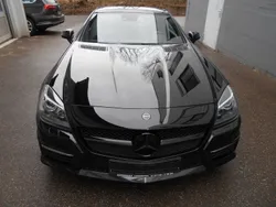 Schwarz unilack Gebraucht 2012 Mercedes SLK55 AMG AMG Cabrio | 46.990 € (Etwas zu teuer)