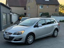 Silber Gebraucht 2015 Opel Astra Kombi | 5.000 € (Fairer Preis)
