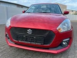 Rot Gebraucht 2017 Suzuki Swift Comfort Kleinwagen | 12.700 € (Etwas zu teuer)