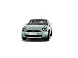 Grün Gebraucht 2024 Mini Cooper Favoured Kleinwagen | 26.017 € (Guter Preis)