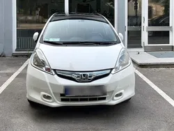 Weiß Gebraucht 2014 Honda Jazz Exclusive Kleinwagen | 10.500 €