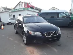 Blau Gebraucht 2009 Volvo V70 Momentum Kombi | 3.999 € (Fairer Preis)