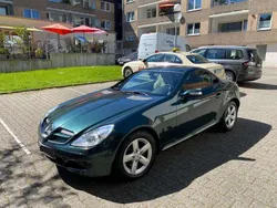 Grün Gebraucht 2007 Mercedes SLK200 Cabrio | 12.000 €