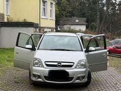 Gebraucht 2009 Opel Meriva Innovation Van / Kleinbus | 900 € (Guter Preis)