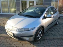 Alabaster silver m. Gebraucht 2008 Honda Civic Executive Kleinwagen | 3.990 € (Guter Preis)