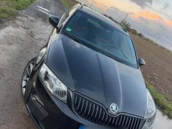 Schwarz Gebraucht 2017 Skoda Octavia RS Kombi | 15.750 € (Fairer Preis)