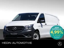 Weiß Gebraucht 2024 Mercedes Vito Van / Kleinbus | 37.664 € (Etwas zu teuer)