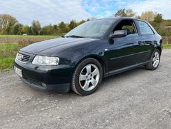 Schwarz Gebraucht 2002 Audi A3 Limousine | 1.199 € (Fairer Preis)