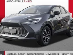 Grau Neu 2025 Toyota C-HR Team SUV | 36.889 € (Etwas zu teuer)