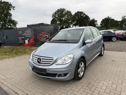 Blau Gebraucht 2006 Mercedes B180 Van / Kleinbus | 3.590 € (Etwas zu teuer)