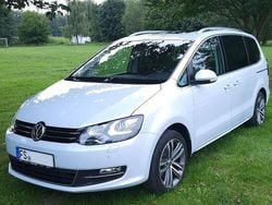 Weiß Gebraucht 2017 VW Sharan Highline Van / Kleinbus | 24.900 € (Guter Preis)