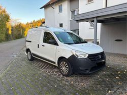 Weiß Gebraucht 2017 Dacia Dokker Ambiance Van | 3.500 € (Teuer)