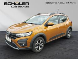 Orange Gebraucht 2021 Dacia Sandero Comfort Kleinwagen | 13.600 € (Etwas zu teuer)