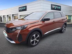 Braun Gebraucht 2023 Peugeot 5008 Allure Van / Kleinbus | 27.880 € (Fairer Preis)
