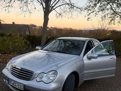 Silber Gebraucht 2006 Mercedes C180 Avantgarde Limousine | 3.750 € (Guter Preis)