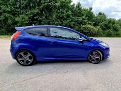 Blau Gebraucht 2015 Ford Fiesta ST-Line Kleinwagen | 10.500 € (Teuer)