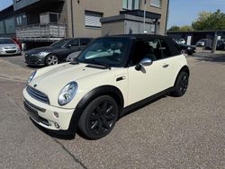 Weiß Gebraucht 2007 Mini One Cabriolet Cabrio | 8.999 € (Teuer)