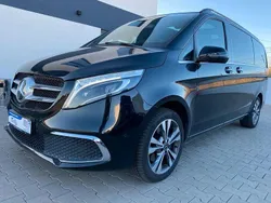 Schwarz Gebraucht 2019 Mercedes V300 Avantgarde Edition Van / Kleinbus | 49.600 € (Fairer Preis)