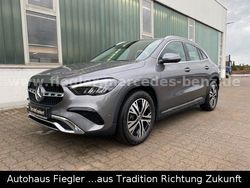Grau Gebraucht 2023 Mercedes GLA180 Progressive SUV | 36.990 € (Etwas zu teuer)