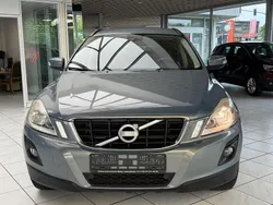 Blau Gebraucht 2009 Volvo XC60 Momentum SUV | 11.999 € (Etwas zu teuer)