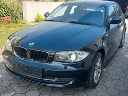 Schwarz Gebraucht 2011 BMW 118 Kleinwagen | 2.500 €