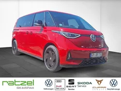 Rot Gebraucht 2025 VW ID. Buzz GTX Van | 77.979 €