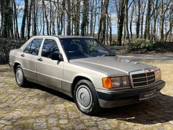 Mercedes 190