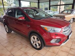 Rot Gebraucht 2017 Ford Kuga Titanium SUV | 16.900 € (Teuer)