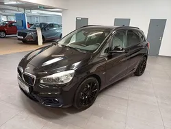 Schwarz Gebraucht 2018 BMW 218 Active Tourer Sport Line Van / Kleinbus | 16.950 € (Fairer Preis)