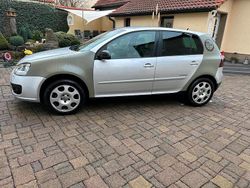 Silber Gebraucht 2008 VW Golf V Kleinwagen | 1.800 € (Guter Preis)