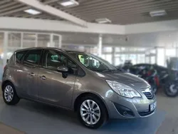 Muskatgrau/muskat braun(m2) Gebraucht 2012 Opel Meriva Van / Kleinbus | 6.990 € (Fairer Preis)