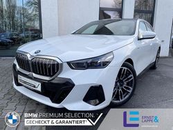 Alpinweiss Gebraucht 2024 BMW i5 M Sport Limousine | 62.440 €