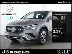 Grau metalliclack mountaingrau Gebraucht 2024 Mercedes GLA200 Progressive SUV | 36.770 € (Superpreis)