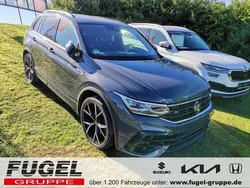 Delfingrau metallic Gebraucht 2023 VW Tiguan R SUV | 39.999 € (Guter Preis)