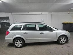 Silber Gebraucht 2009 Opel Astra Kombi | 1.380 € (Superpreis)