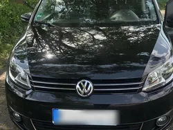 Schwarz Gebraucht 2014 VW Touran Life Van / Kleinbus | 6.300 € (Guter Preis)