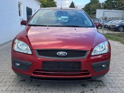 Rot Gebraucht 2006 Ford Focus Style Limousine | 1.400 € (Guter Preis)