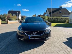 Schwarz Gebraucht 2012 Volvo V40 Summum Limousine | 7.250 € (Guter Preis)
