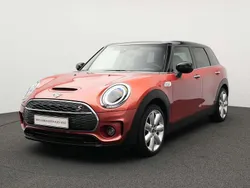 Rot Gebraucht 2024 Mini Cooper S Clubman Kombi | 28.923 € (Superpreis)
