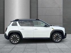 Arktisweiß+blackpearlsch... Gebraucht 2025 Renault 4 E-Tech Iconic SUV | 33.790 € (Guter Preis)