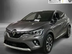 Schwarz Gebraucht 2021 Renault Captur Intens SUV | 15.870 € (Fairer Preis)
