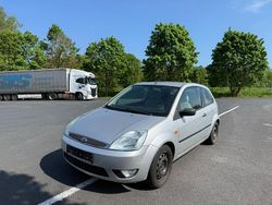 Gebraucht 2003 Ford Fiesta Ghia Kleinwagen | 1.490 € (Fairer Preis)